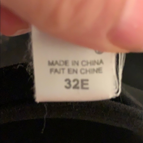 Cami. Black with pink polka dots. 32 E. - Picture 6 of 6